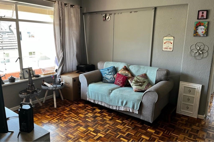 2 Bedroom Property for Sale in Kenilworth Western Cape